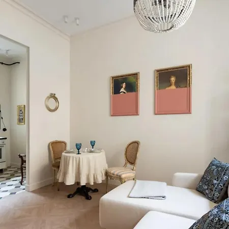 Comfortable Apartments, Very Quiet Versailles