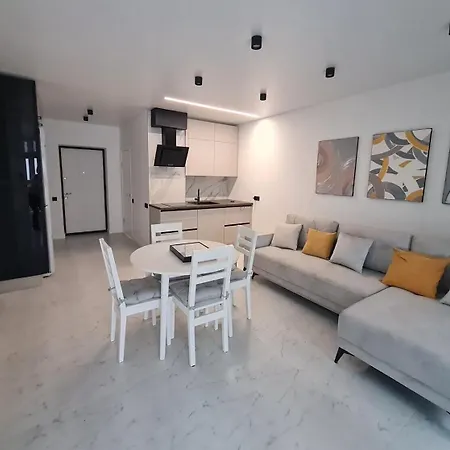 Comfortable Apartments, Very Quiet