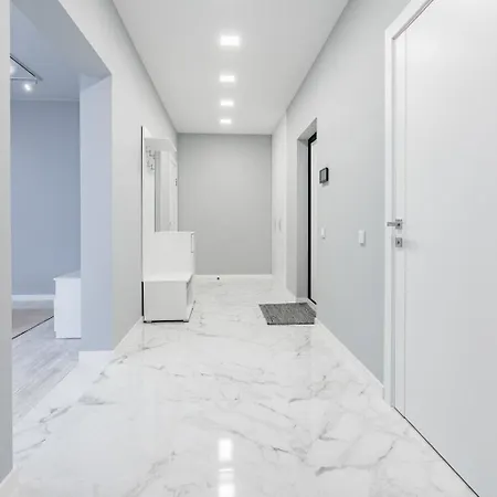Comfortable Apartments, Very Quiet Apartment Versailles